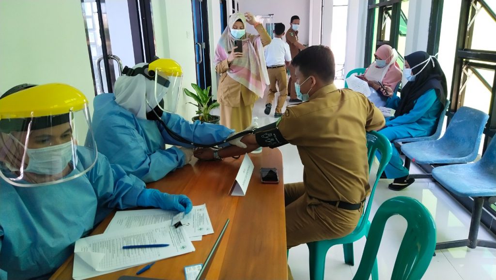 Vaksinasi Kedua bagi Nakes di Puskesmas Bunguran Selatan